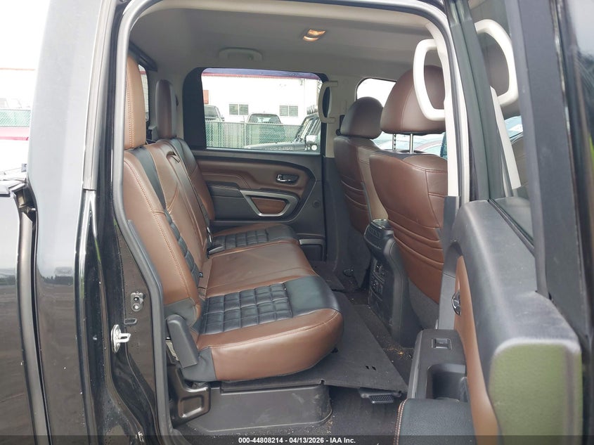 2017 Nissan Titan Xd Platinum Reserve Diesel VIN: 1N6BA1F46HN569484 Lot: 44808214