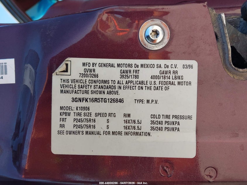 1996 Chevrolet Suburban K1500 VIN: 3GNFK16R5TG126846 Lot: 44808286
