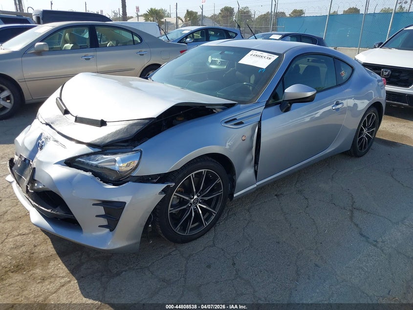 Vin: jf1znaa15h8702629, lot: 45305806, toyota 86 20172