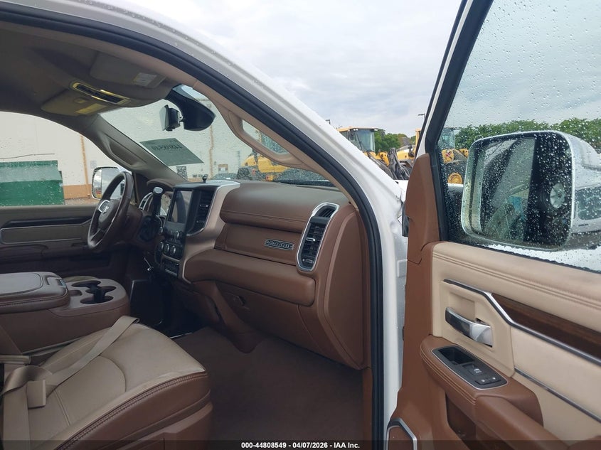 2022 Ram 2500 Laramie 4X4 6'4 Box