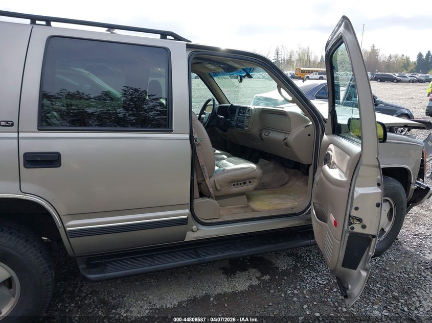 1999 GMC Yukon Sle