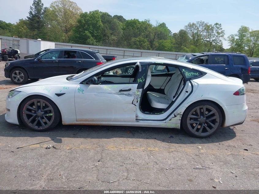 2022 Tesla Model S Dual Motor All-Wheel Drive VIN: 5YJSA1E51NF471339 Lot: 44808602