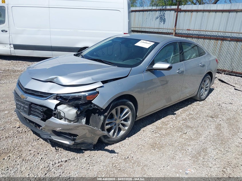 2018 CHEVROLET MALIBU auction photo 2