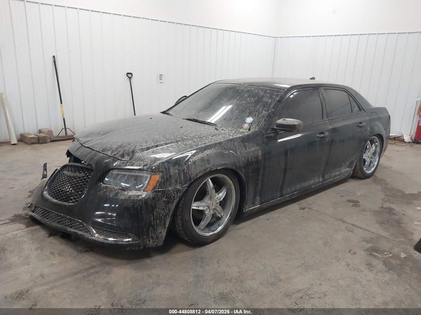 2018 Chrysler 300 Touring 2C3CCAAG9JH283568 photo 1