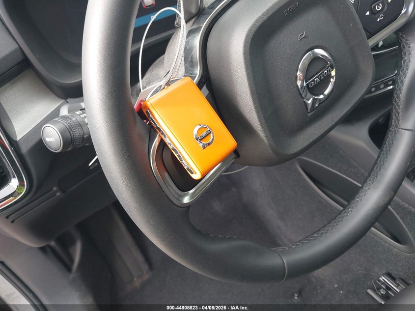 2024 Volvo Xc40 B5 Core Dark Theme VIN: YV4L12UK6R2312145 Lot: 44808823