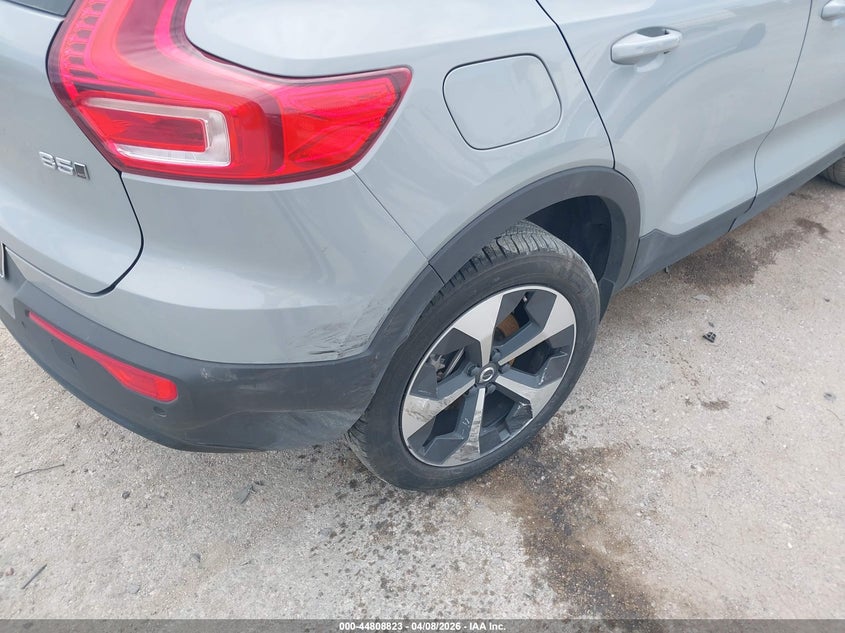 2024 Volvo Xc40 B5 Core Dark Theme VIN: YV4L12UK6R2312145 Lot: 44808823
