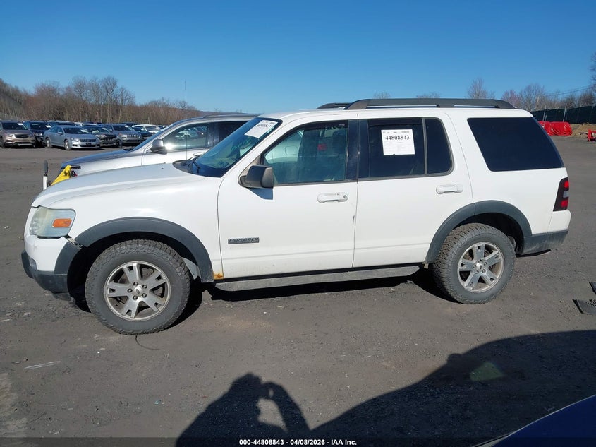 2007 Ford Explorer Xlt VIN: 1FMEU73E27UB41645 Lot: 44808843