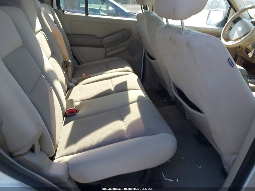 2007 Ford Explorer Xlt VIN: 1FMEU73E27UB41645 Lot: 44808843