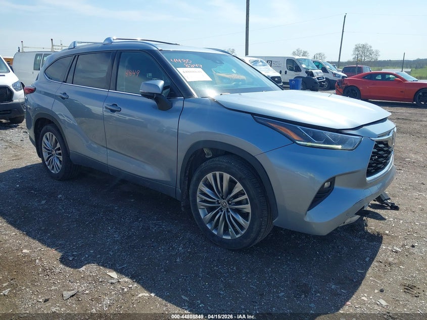 2021 Toyota Highlander Platinum