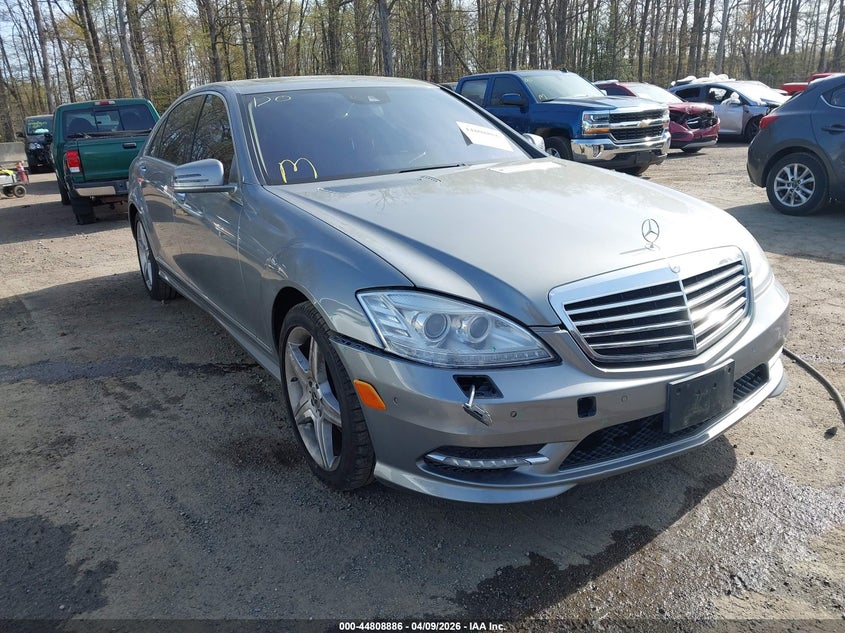 2011 Mercedes-Benz S 550 4Matic VIN: WDDNG8GB2BA379738 Lot: 44808886