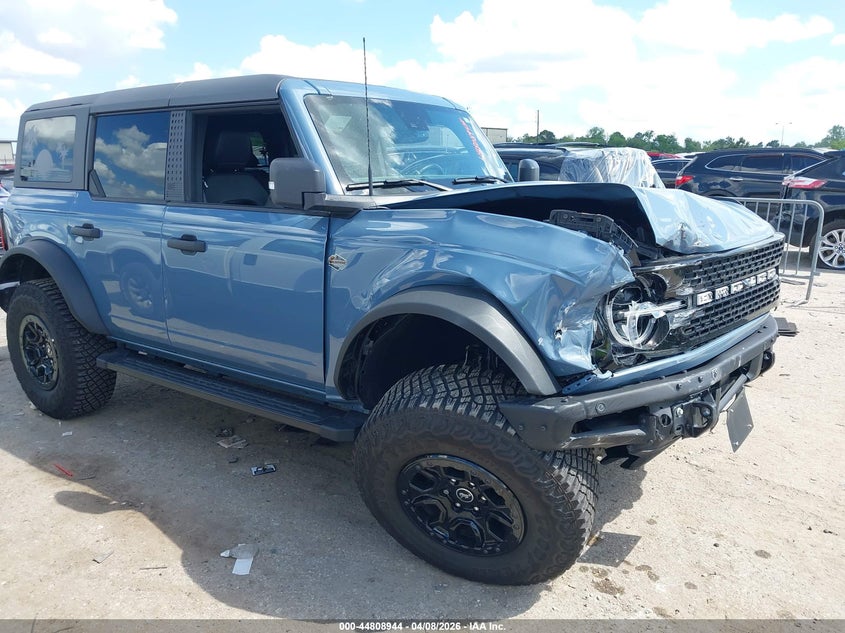 2024 Ford Bronco 2.7 Wildtrak blue Lot 111044808944 Vin 1FMEE2BP8RLB39460
