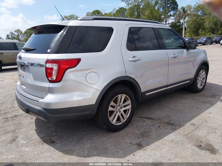 2019 Ford Explorer 3.5 Xlt silver Lot 111044808955 Vin 1FM5K7D87KGA37254