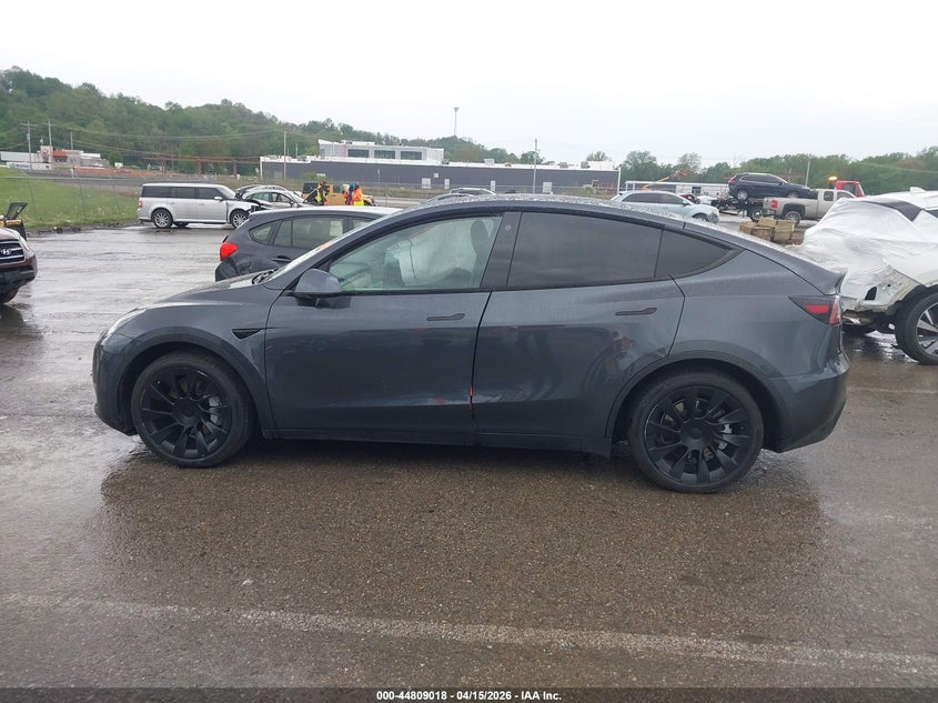 2021 Tesla Model Y Long Range Dual Motor All-Wheel Drive VIN: 5YJYGDEE5MF191545 Lot: 44809018