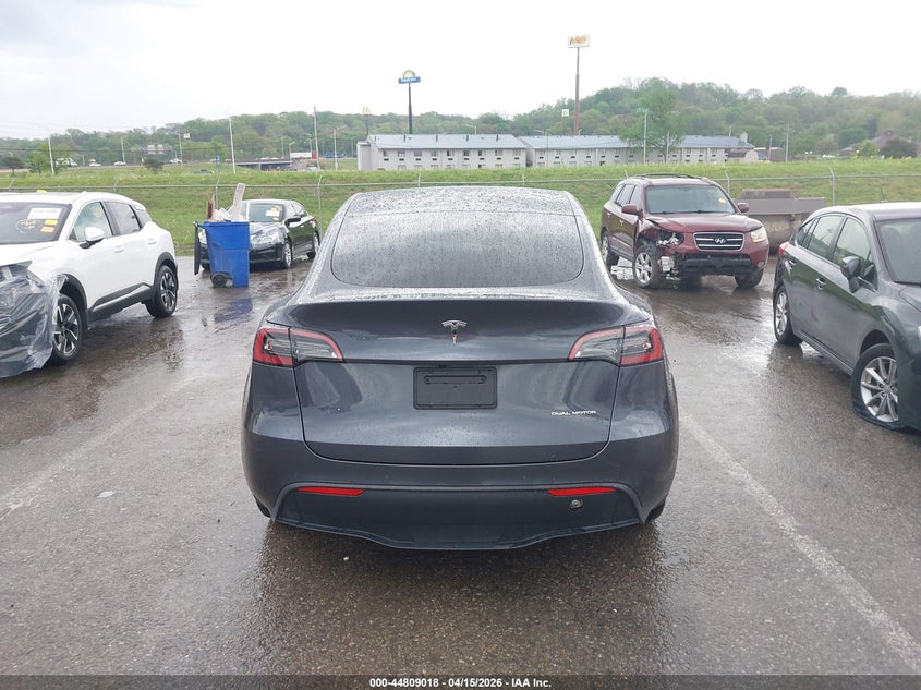 2021 Tesla Model Y Long Range Dual Motor All-Wheel Drive VIN: 5YJYGDEE5MF191545 Lot: 44809018