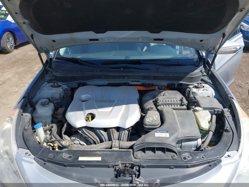 HYUNDAI SONATA HYBRID 2012 VIN KMHEC4A46CA044732