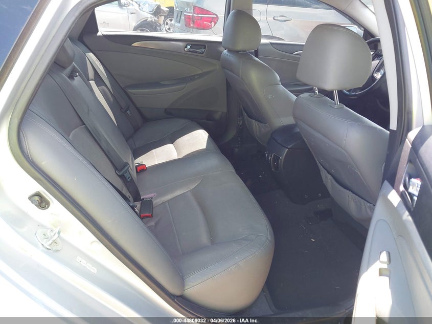 HYUNDAI SONATA HYBRID 2012 VIN KMHEC4A46CA044732