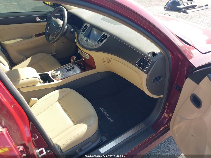 2013 Hyundai Genesis 3.8