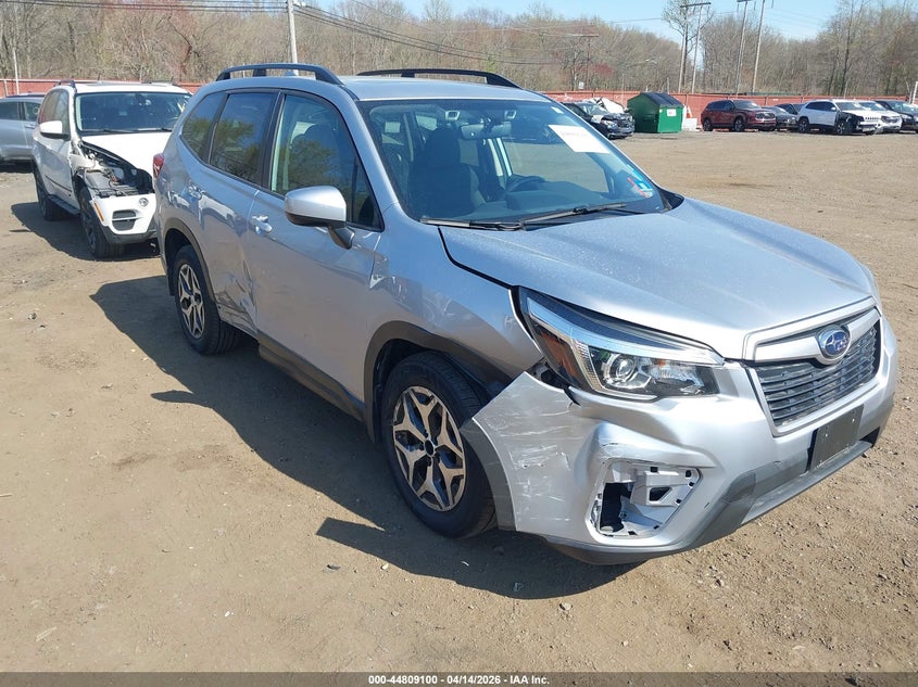 2020 Subaru Forester Premium VIN: JF2SKAJC1LH496161 Lot: 44809100