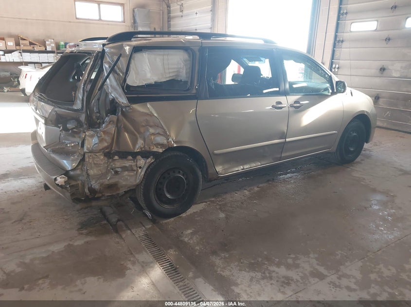 2006 Toyota Sienna Le