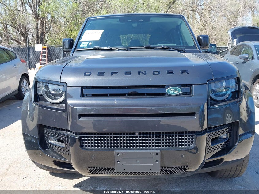 2024 Land Rover Defender 110 P400 X-Dynamic Se VIN: SALE27EU8R2289451 Lot: 44809171