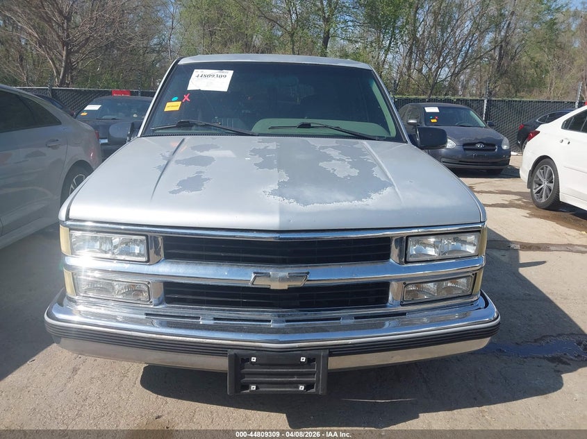 1995 Chevrolet Suburban C1500 VIN: 3GNEC16K7SG102297 Lot: 44809309