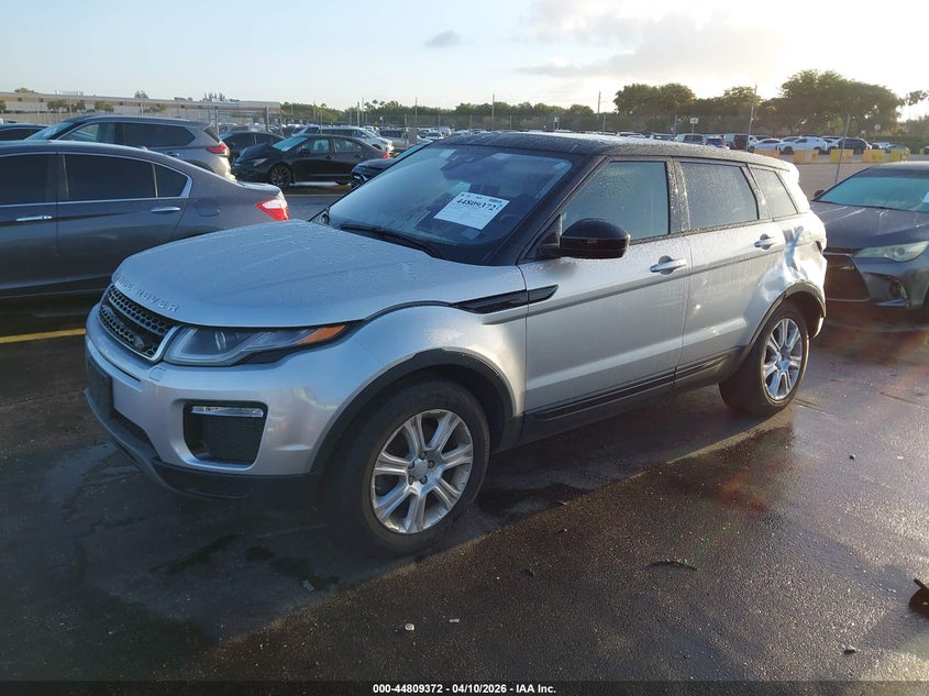 2017 Land rover Range rover evoque 2.0 Se Se Premium silver Lot 111044809372 Vin SALVP2BG3HH195783