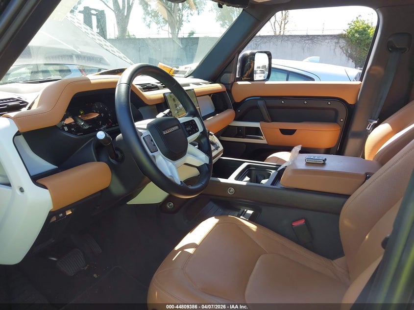 2024 Land Rover Defender 110 P500 Se VIN: SALEPEFE9R2272168 Lot: 44809386