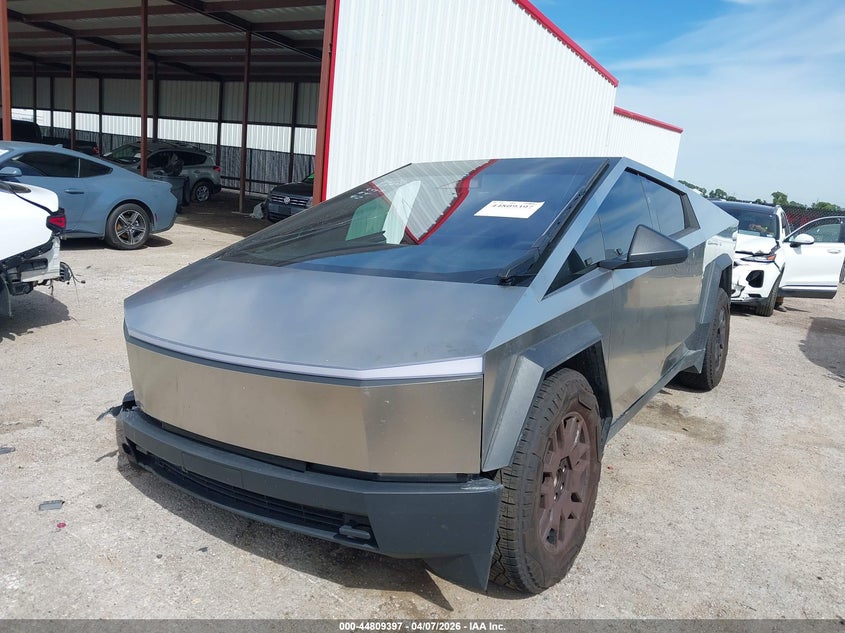 Vin: 7g2cehed4sa058605, lot: 45306665, tesla cybertruck all-wheel drive 20252