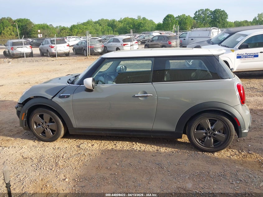 2022 Mini Hardtop Cooper S VIN: WMW53DH04N2S40413 Lot: 44809423