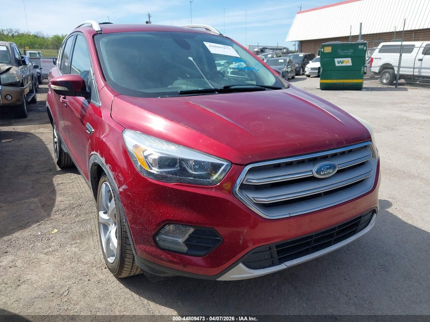 1FMCU0J9XJUD04702 2018 Ford Escape Titanium auction photo 1