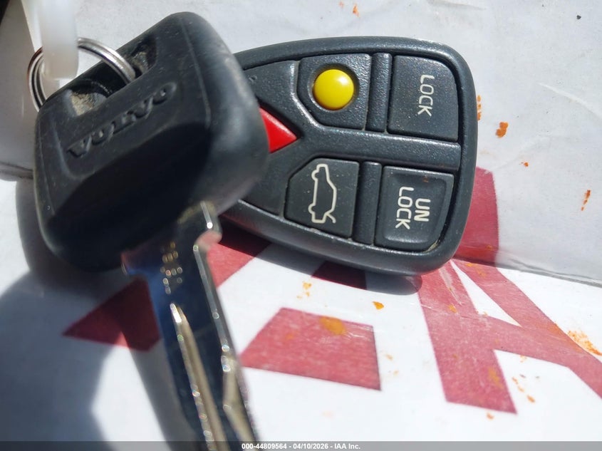 2003 Volvo S60 2.4 VIN: YV1RS61T832287488 Lot: 44809564