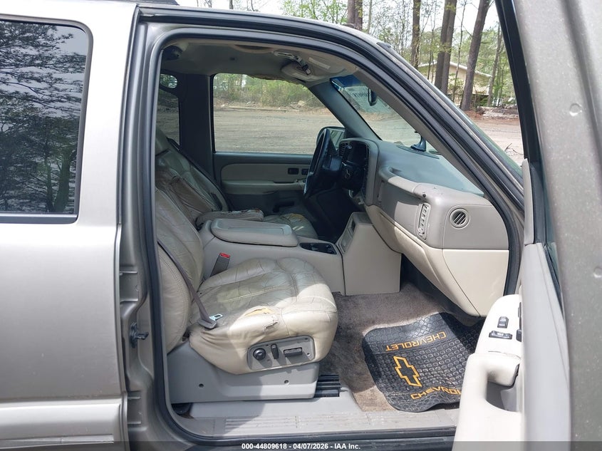 2002 Chevrolet Suburban 1500 Lt