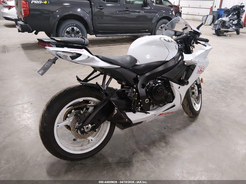 2020 Suzuki Gsx-r Gsx-R600 white Lot 111044809626 Vin JS1GN7FA9L7100709