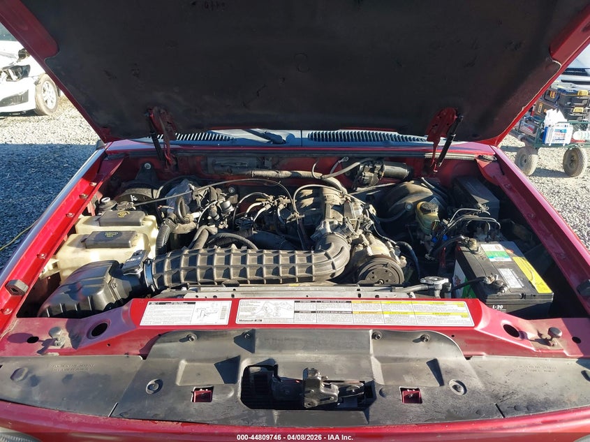 2000 Ford Explorer Xls VIN: 1FMZU72X4YZA97222 Lot: 44809746