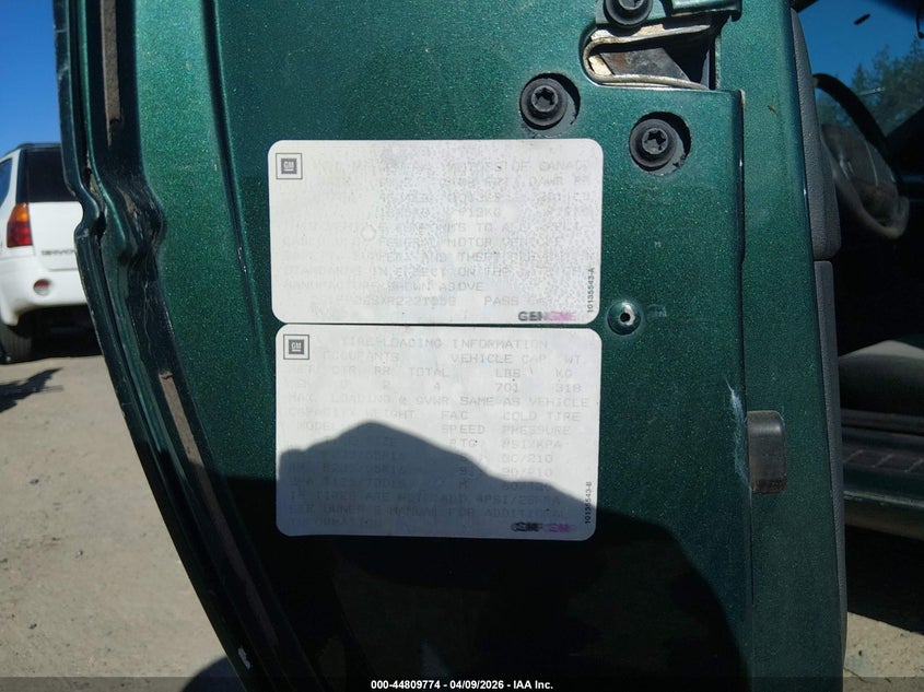 1994 Chevrolet Camaro VIN: 2G1FP22SXR2221058 Lot: 44809774