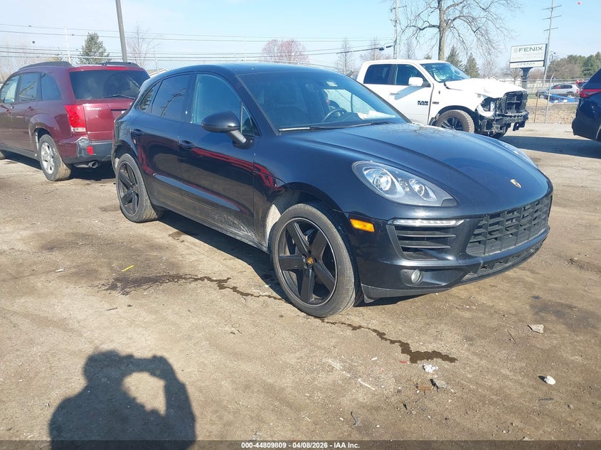 2015 Porsche Macan S