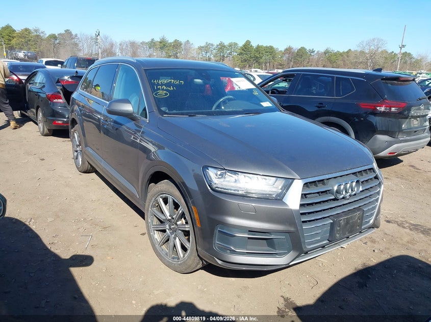 2019 Audi Q7 45 Premium