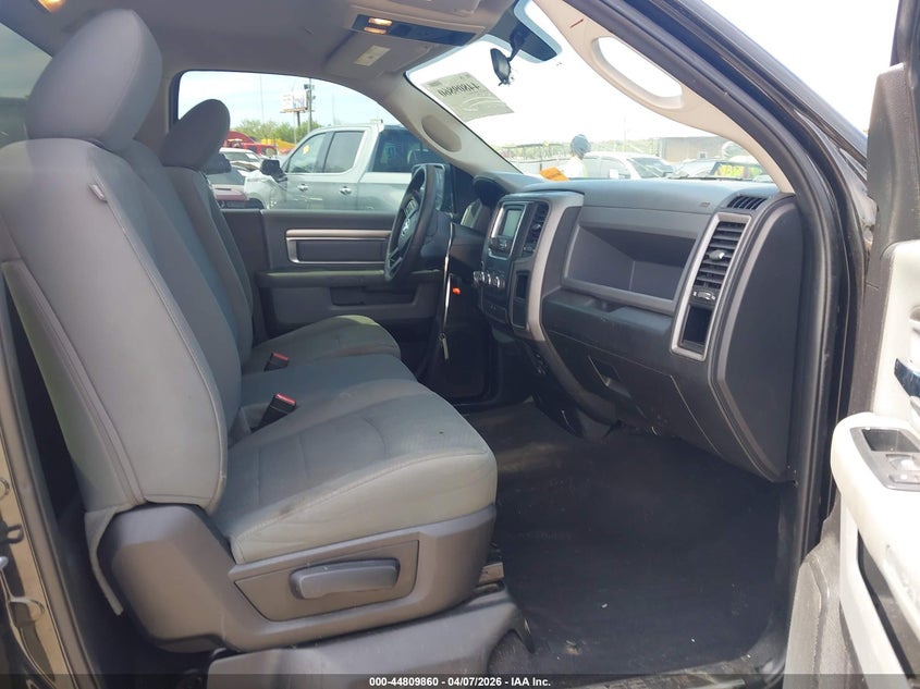 2017 RAM 1500 auction photo 5