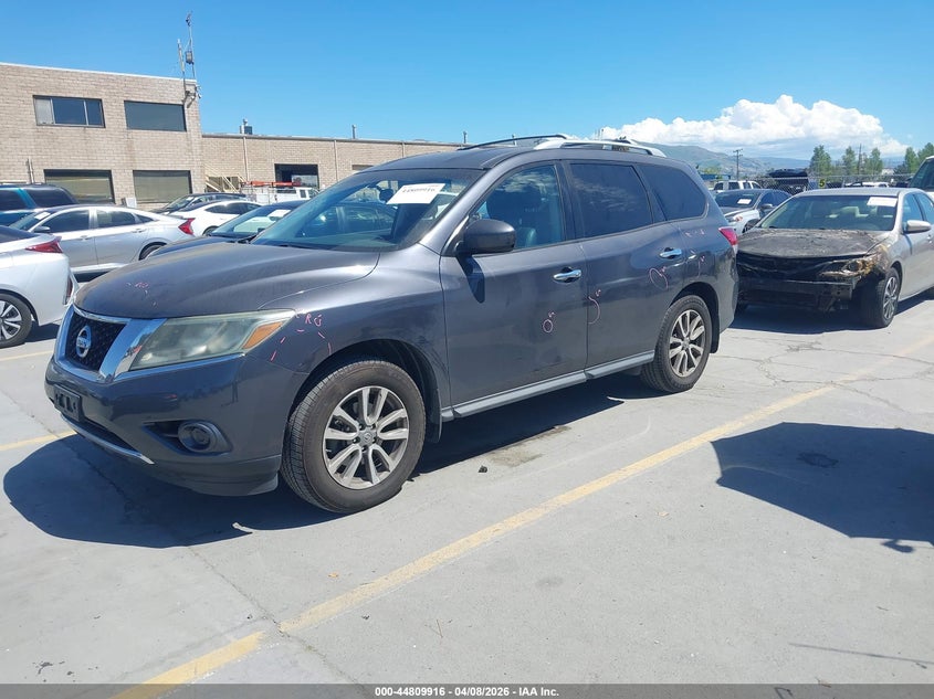 2014 Nissan Pathfinder Sv