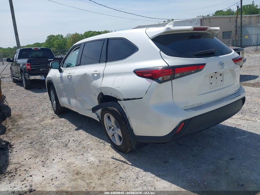 2021 Toyota Highlander Le