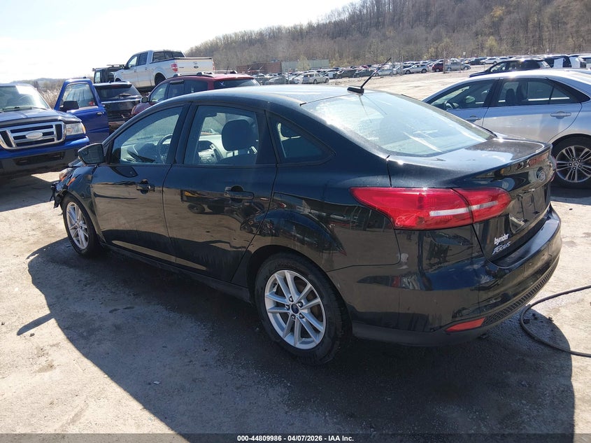 Vin: 1fadp3f27fl346499, lot: 45307254, ford focus se 20153