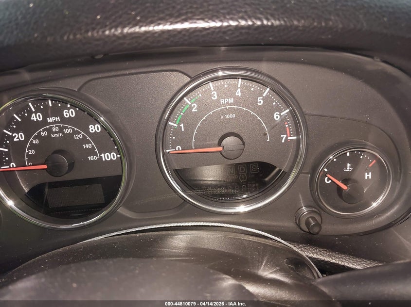 2014 Jeep Wrangler Unlimited - widok 15