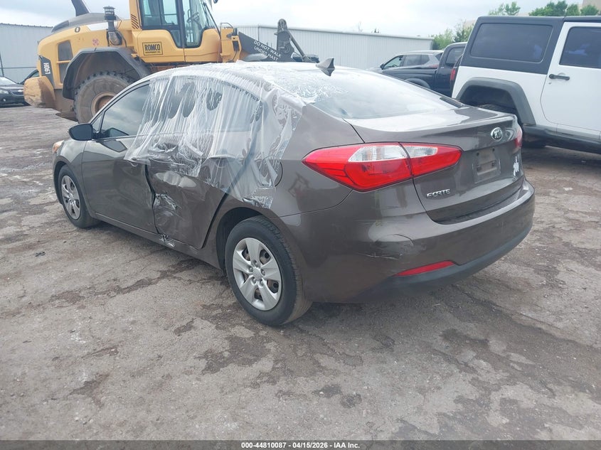 Vin: knafx4a62f5303578, lot: 45307355, kia forte lx 20153
