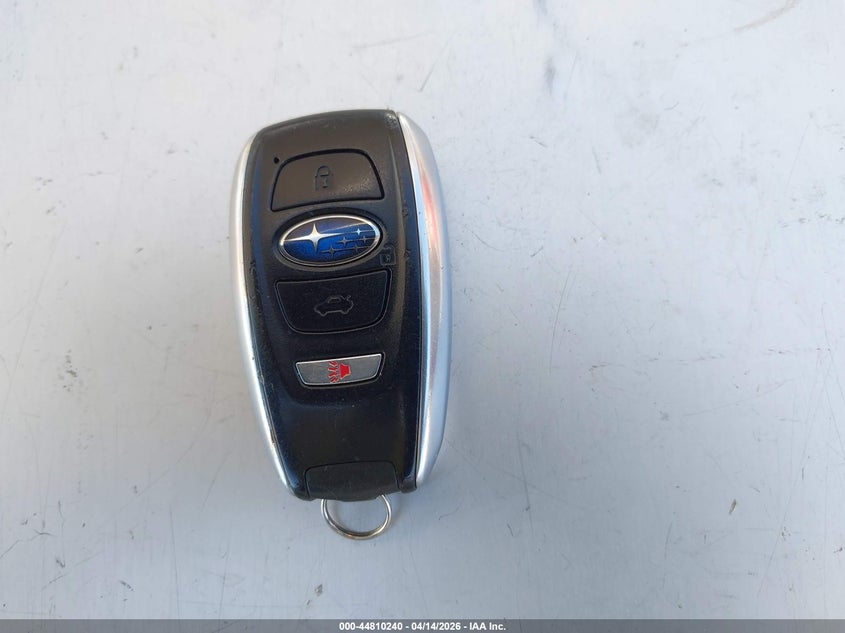 2015 Subaru Outback 2.5I Limited VIN: 4S4BSANC4F3241221 Lot: 44810240