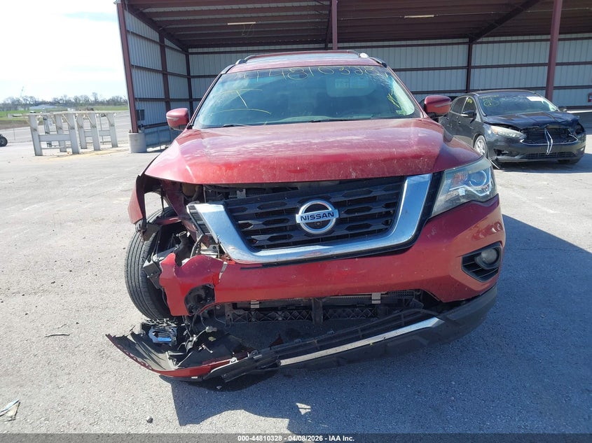 2017 Nissan Pathfinder 3.5 Platinum red Lot 111044810328 Vin 5N1DR2MMXHC602085