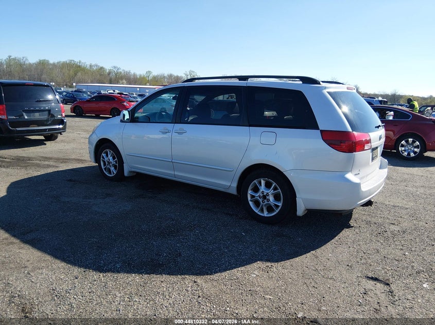 2005 Toyota Sienna Xle