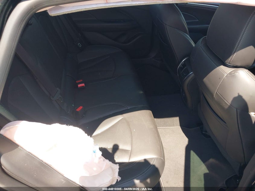 2017 Buick Lacrosse Essence VIN: 1G4ZP5SS6HU171074 Lot: 44810385