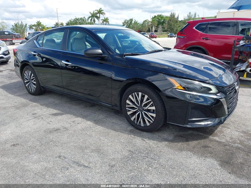 2025 Nissan Altima Sv Fwd