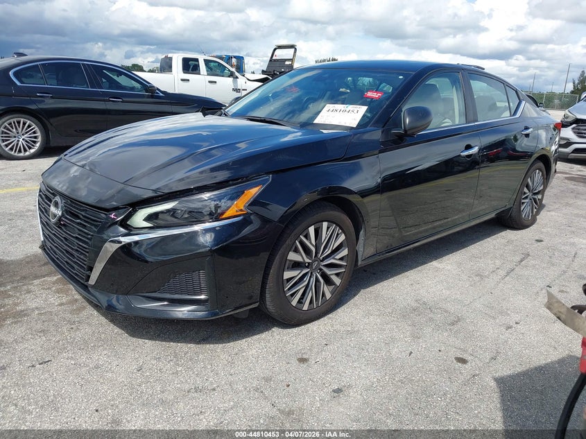 2025 Nissan Altima Sv Fwd