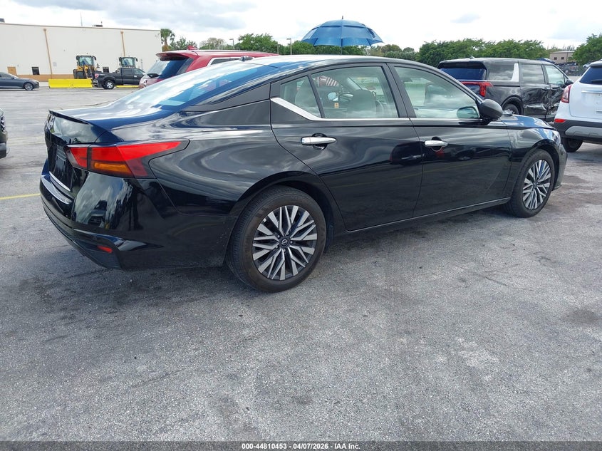 2025 Nissan Altima Sv Fwd